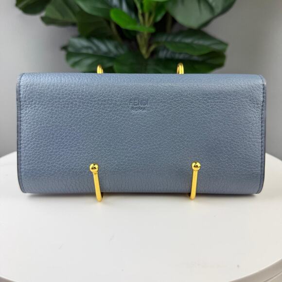 💎✨Authentic Fendi Peekaboo Continental Leather Wallet - Picture 2 of 5